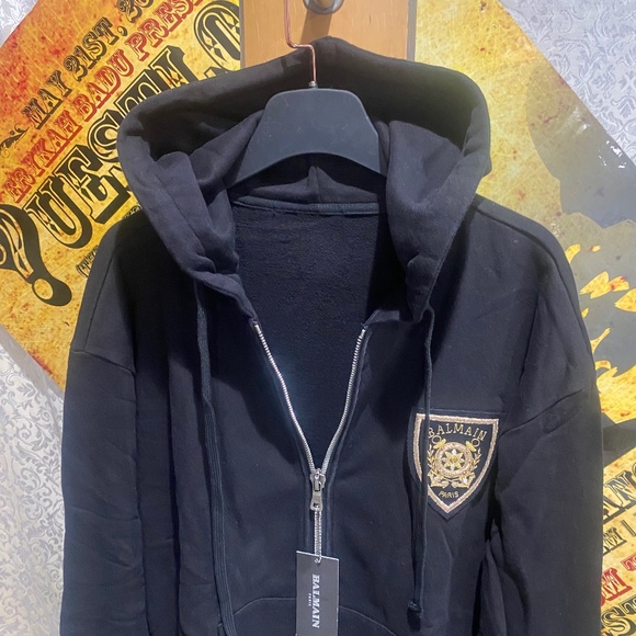 BALMAIN Vintage Crest Hoodie Size L - Picture 5 of 16